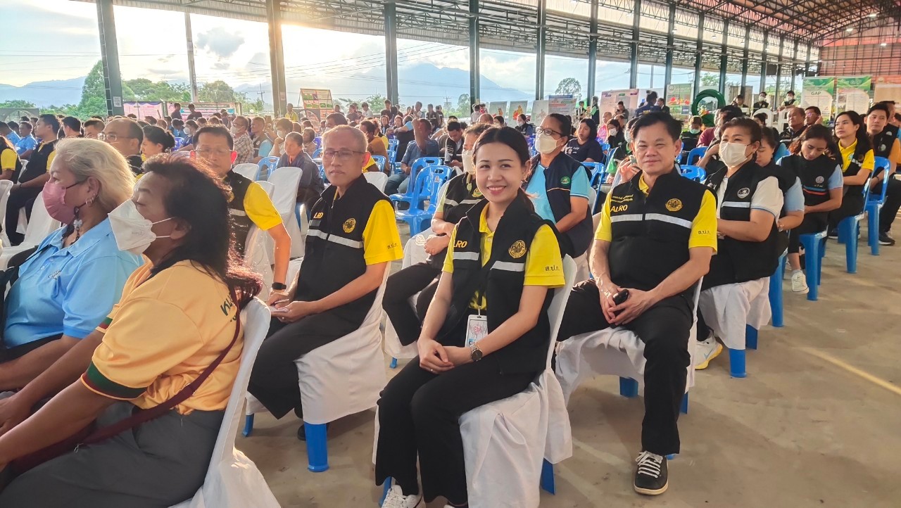 title - ส.ป.ก.จันทบุรี ร่วมลงพื้นที่ติดตามคณะรัฐมนตรีว่าการกระทรวงเกษตรและสหกรณ์ (ร้อยเอกธรรมนัส พรหมเผ่า)